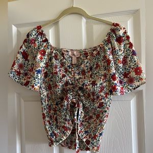 Floral Top w/ Tie Front